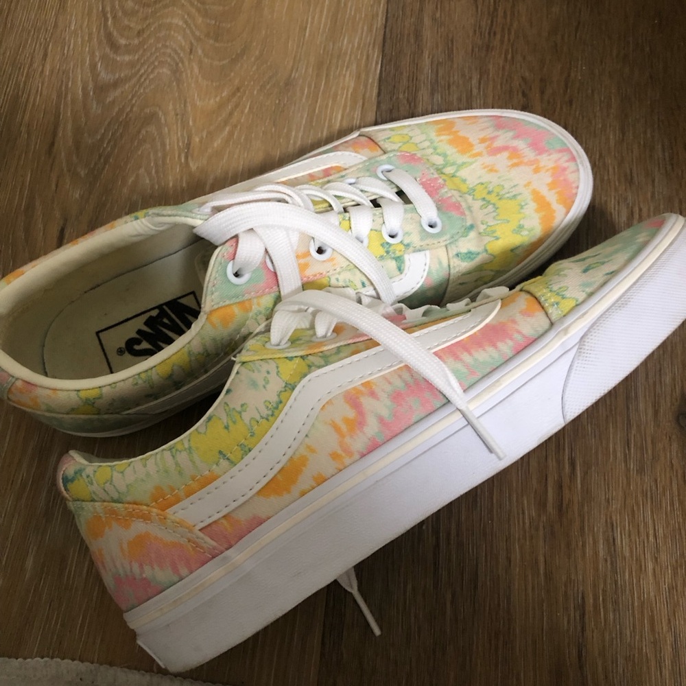 Tie dye vans old skool